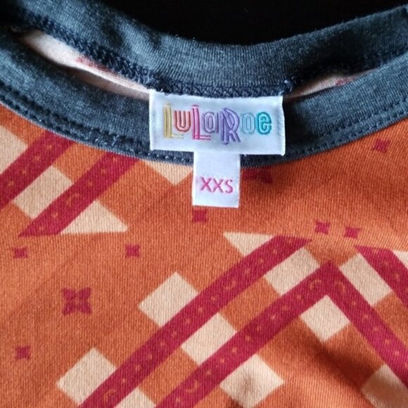 LulaRoe Randy-T top XXS - Picture 2 of 4